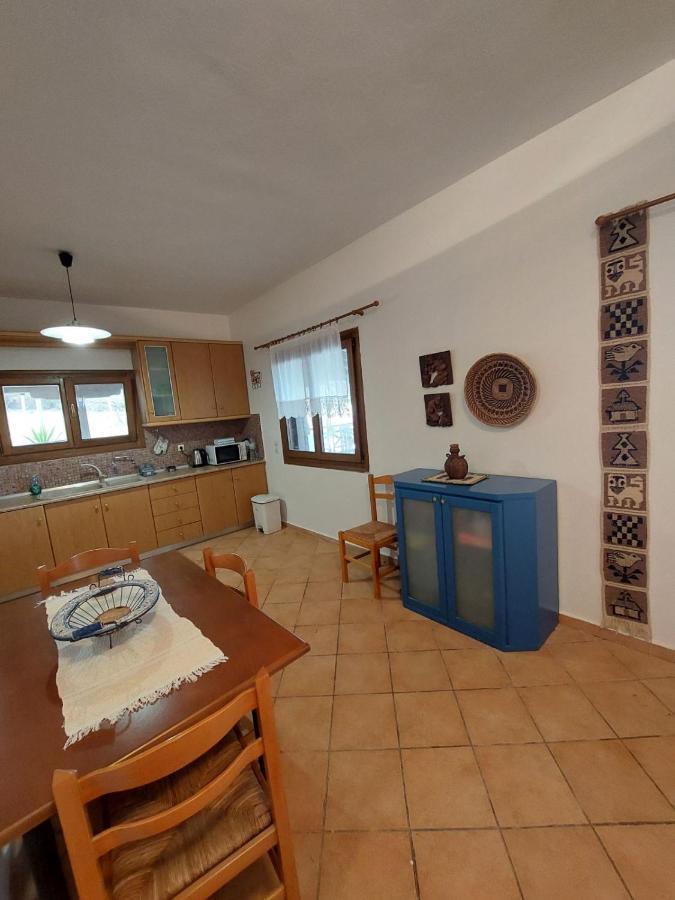 Elli'S House Villa Ierissós Buitenkant foto