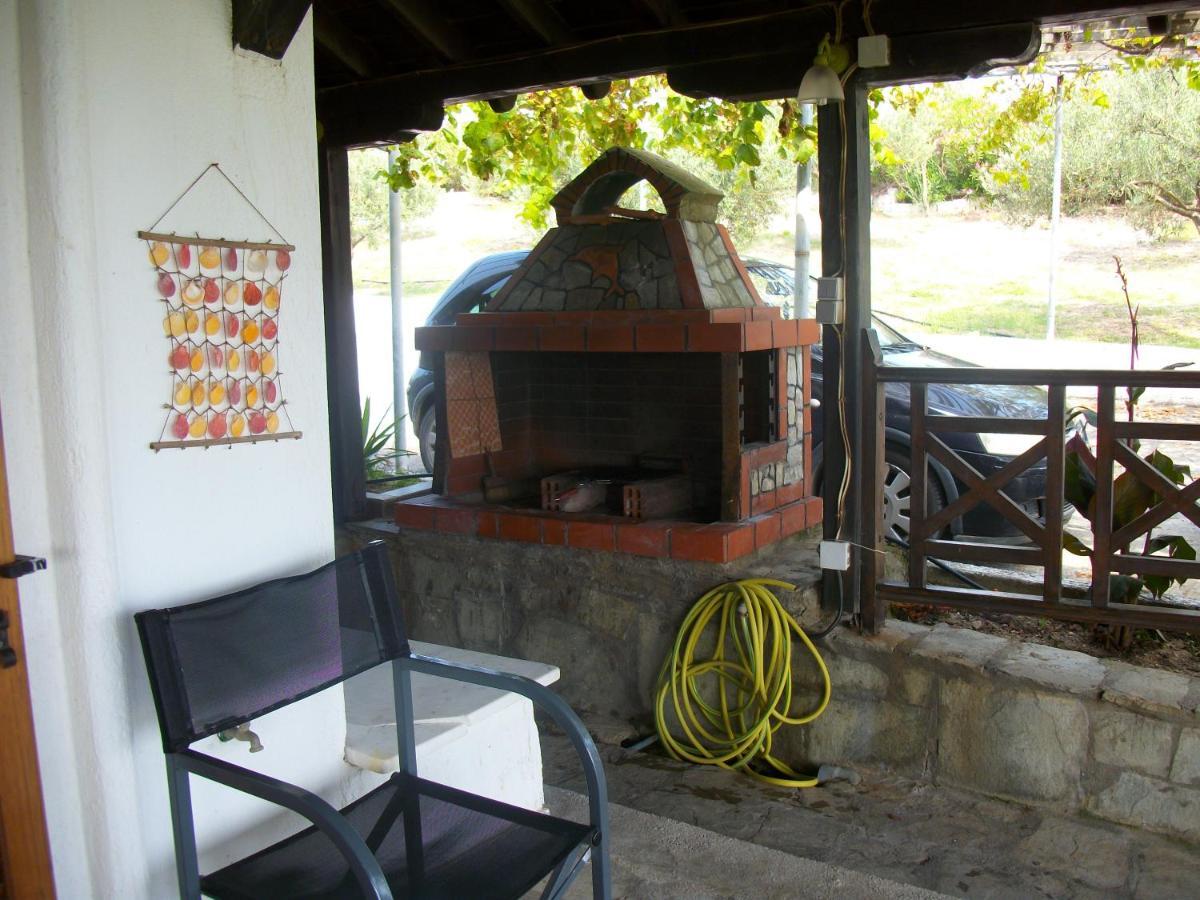 Elli'S House Villa Ierissós Buitenkant foto